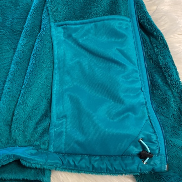 The North Face Women’s Jacket size M length 25” bust 34” color green - Picture 12 of 16